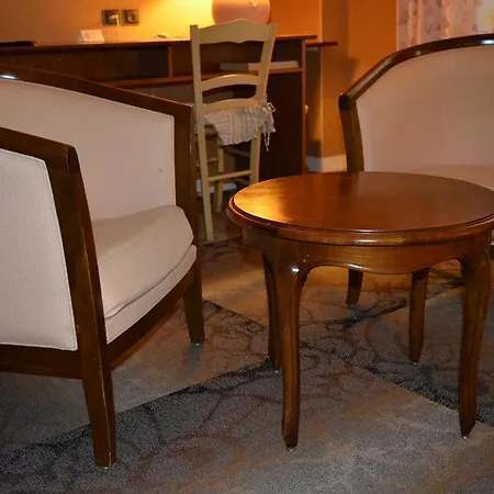 Le Petit Bistrot Otel